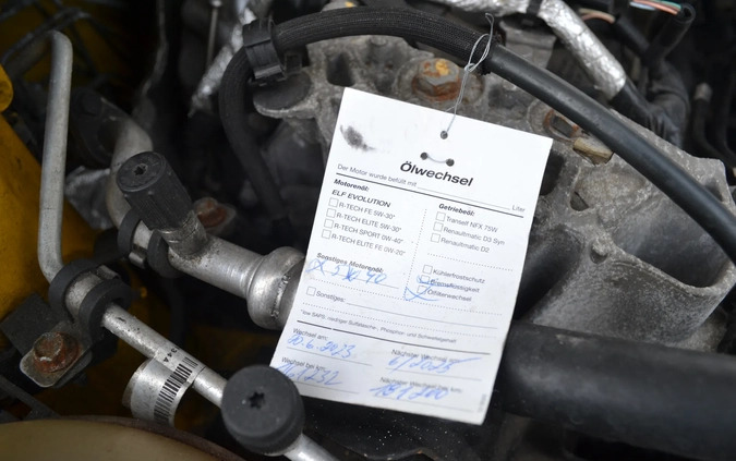Renault Clio cena 59900 przebieg: 167973, rok produkcji 2014 z Częstochowa małe 781